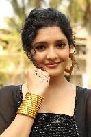 Ritika Singh at Valari Trailer Launch